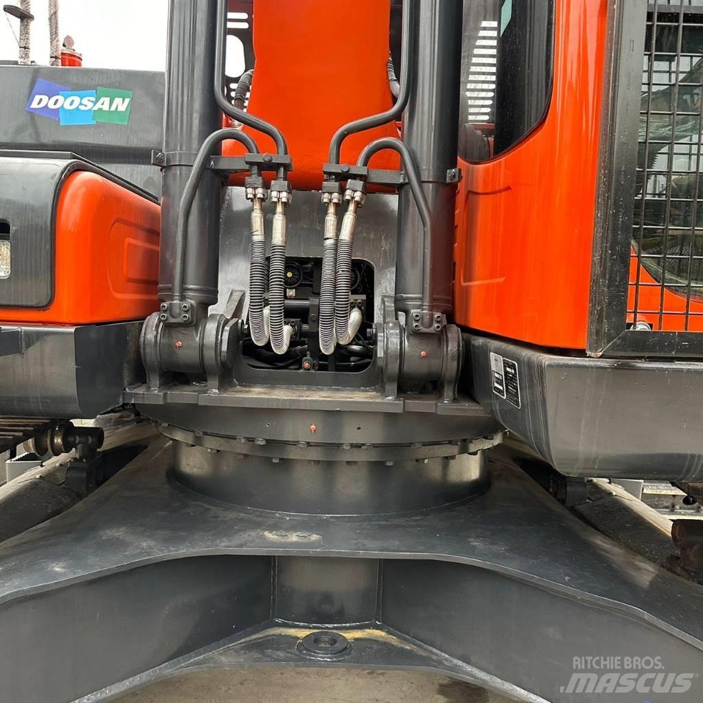 Doosan DX225LC-9C Paletli ekskavatörler