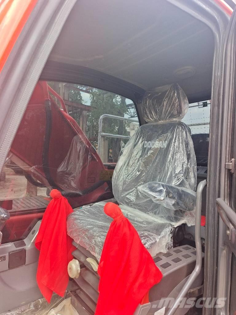 Doosan DX 225 Paletli ekskavatörler