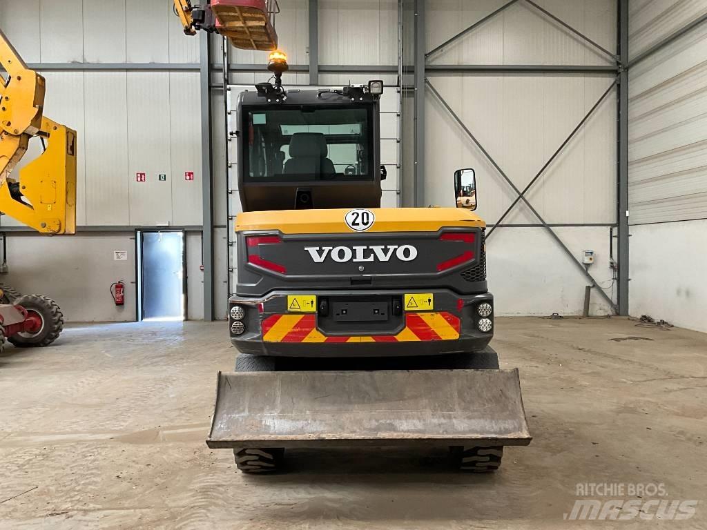 Volvo EW 60 E Lastik tekerli ekskavatörler