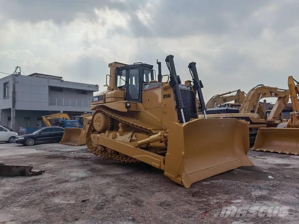 CAT D9N Paletli dozerler