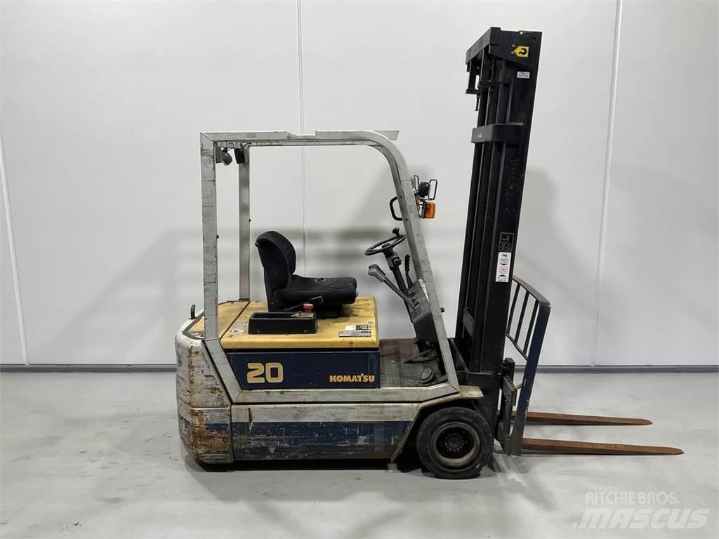 Komatsu FB20M-2E Elektrikli forkliftler