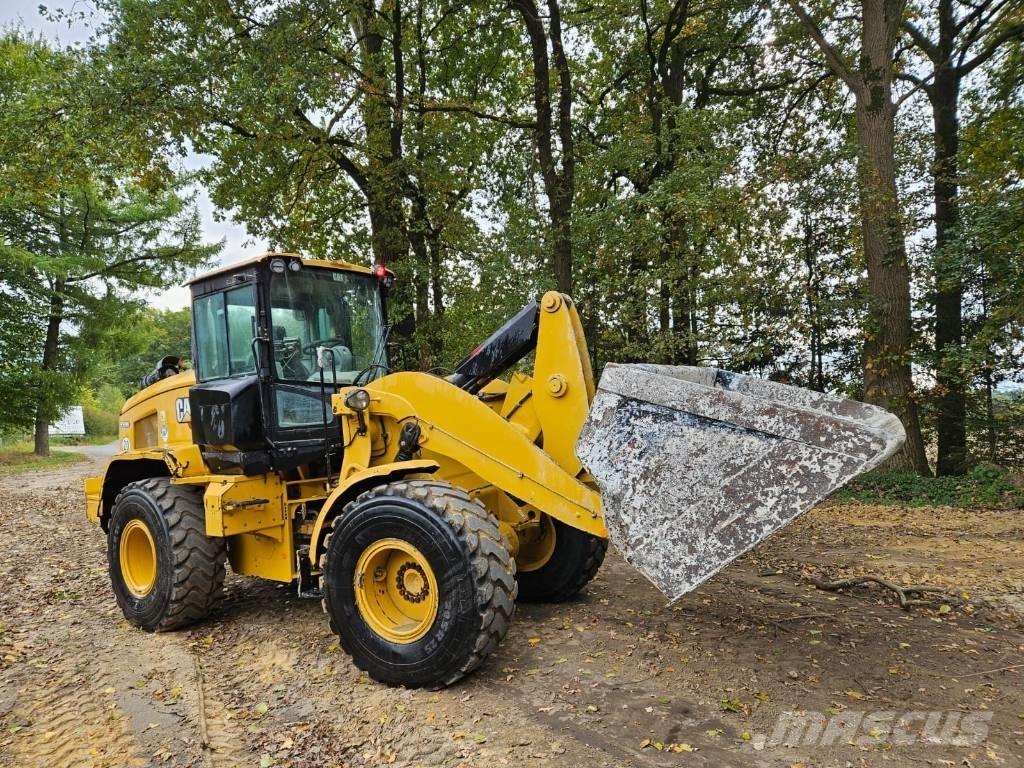 CAT 930 M Tekerlekli yükleyiciler