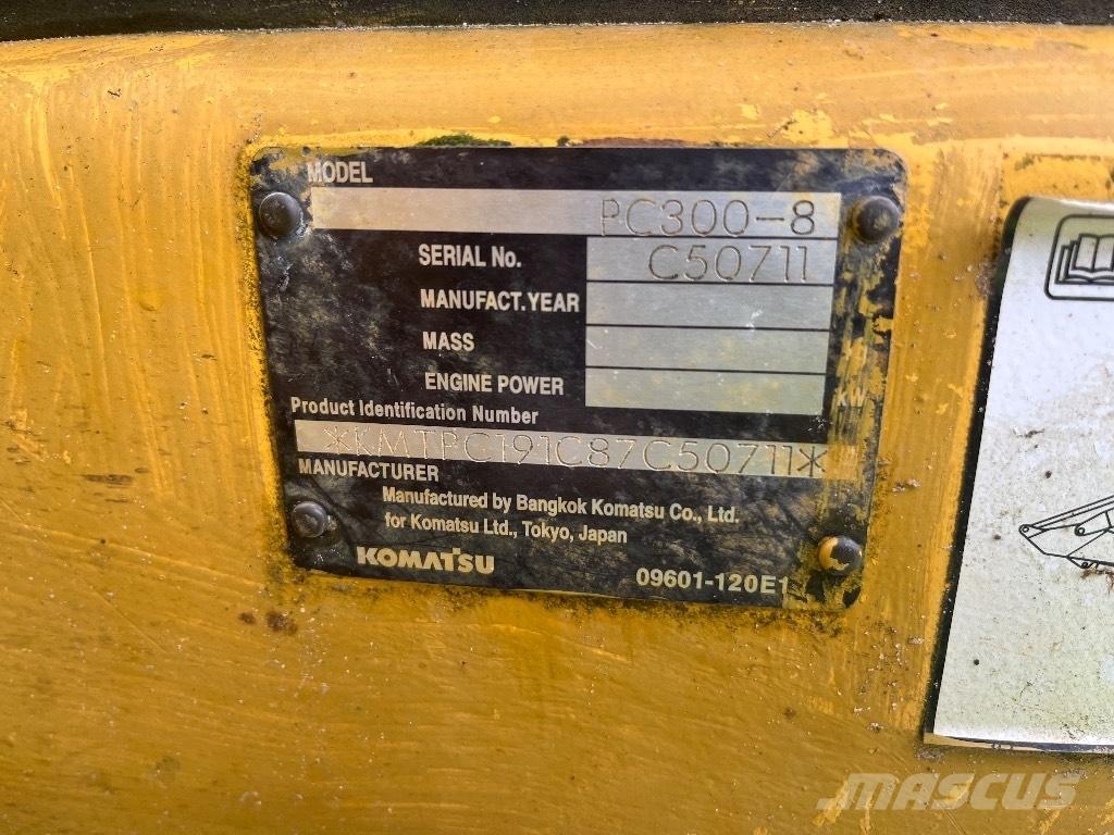 Komatsu PC 300-8 Paletli ekskavatörler