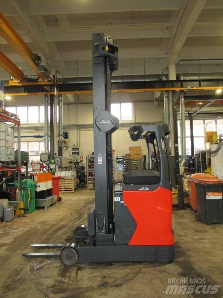 Linde R 16 HD Reach truck - depo içi istif araçları