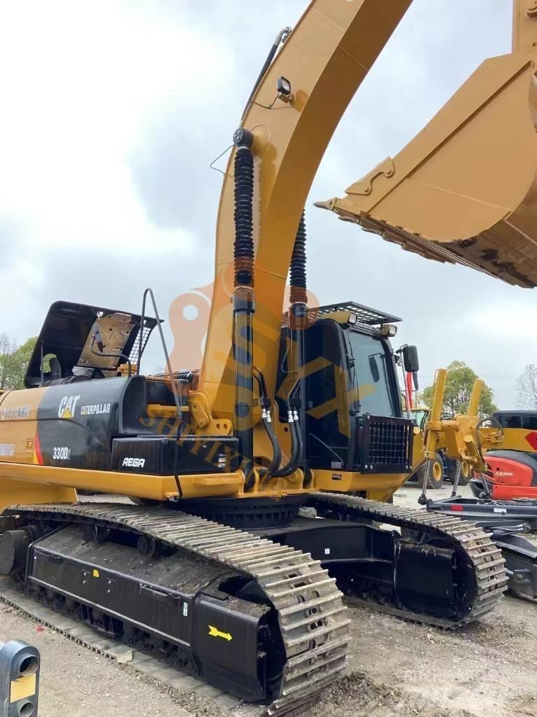 CAT 330 D2 Paletli ekskavatörler