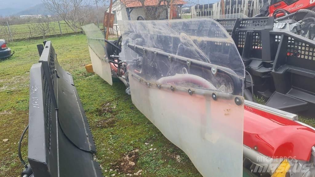  PistenBully  600 Kar düzleyiciler