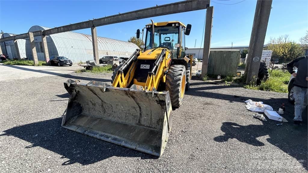 JCB 4CX PRO Kazıcı yükleyiciler - beko loder