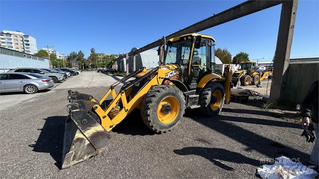 JCB 4CX PRO Kazıcı yükleyiciler - beko loder