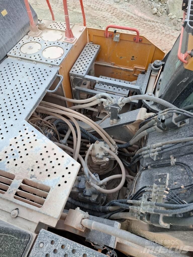 Volvo EC750EL Paletli ekskavatörler