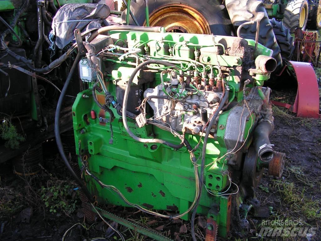John Deere 8100 Motorlar