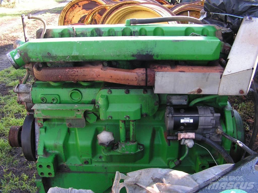 John Deere 8100 Motorlar