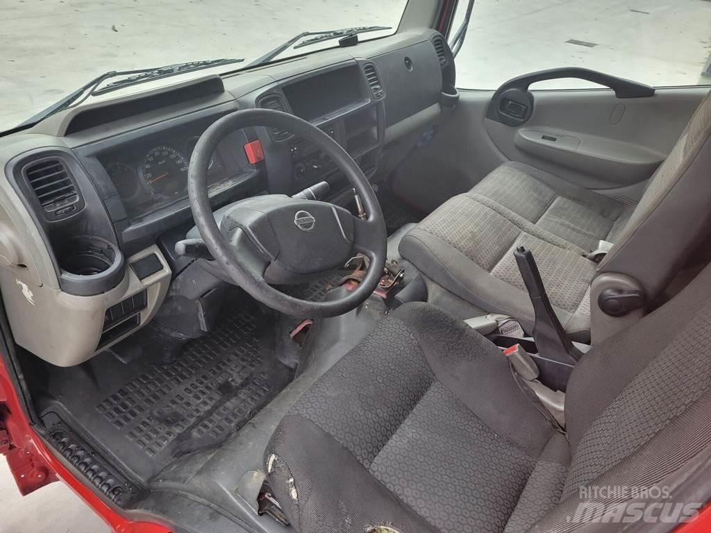 Nissan Cabstar Kabinler