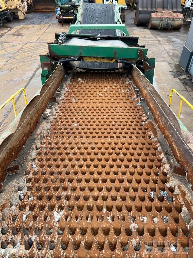 McCloskey R230 Gezer eleyiciler