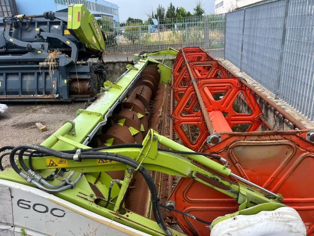 CLAAS C 600 Biçerdöver kafaları