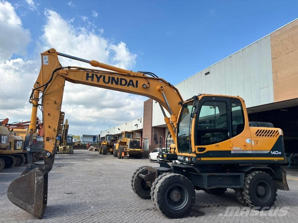 Hyundai 140W-9 Lastik tekerli ekskavatörler