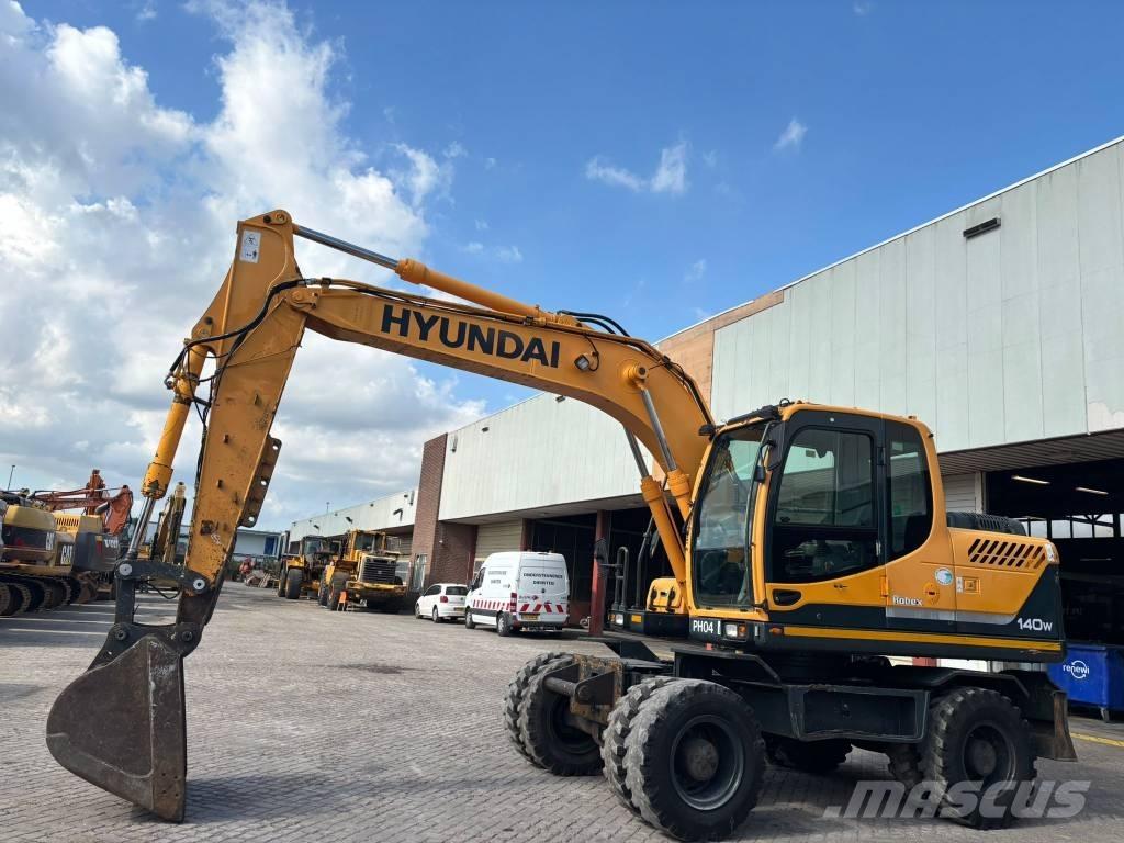 Hyundai 140W-9 Lastik tekerli ekskavatörler