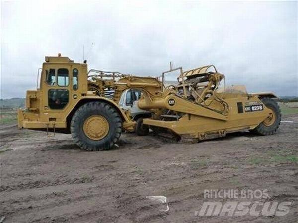 CAT 623B Lastik tekerli ekskavatörler