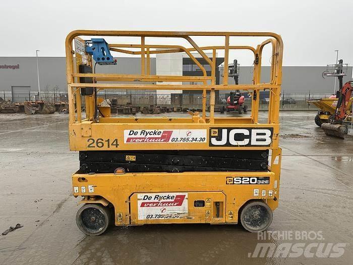 JCB S2032E Diger lift ve platformlar