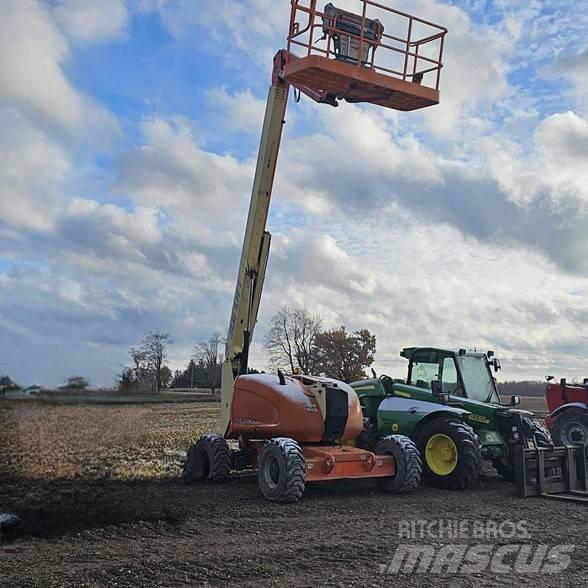 JLG 600AJ Körüklü personel platformları