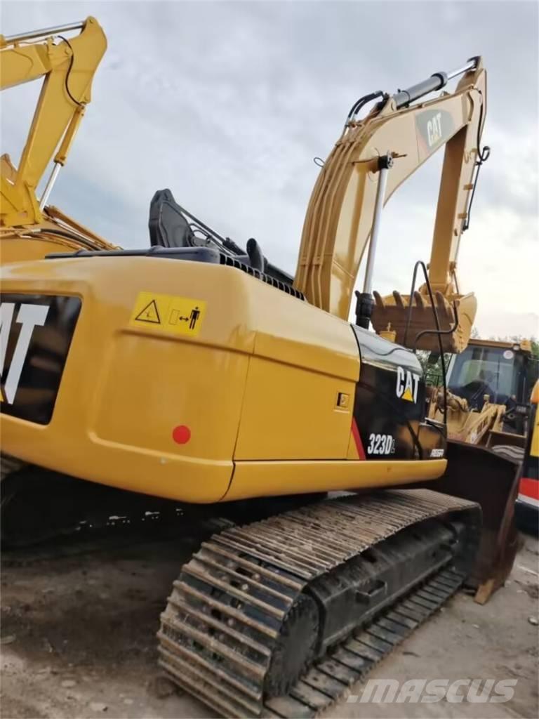 CAT 323 GC Paletli ekskavatörler