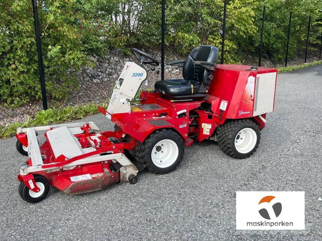 Ventrac 3200 Mobil çim biçme makineleri