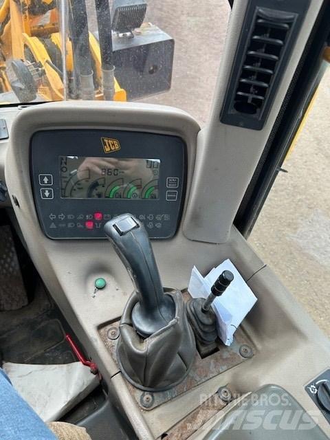 JCB 411 B Tekerlekli yükleyiciler