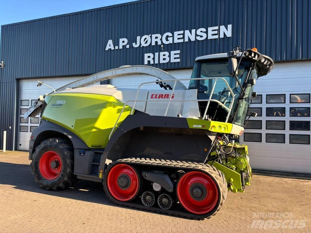 CLAAS Jaguar 960 4WD Kendi yürür silaj makinalari