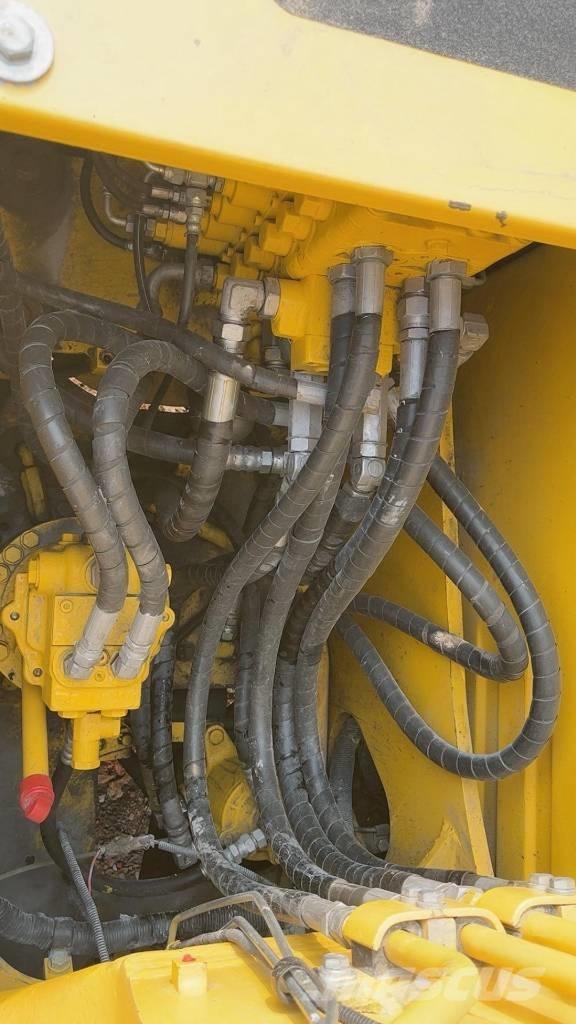 Komatsu PC 130 Paletli ekskavatörler