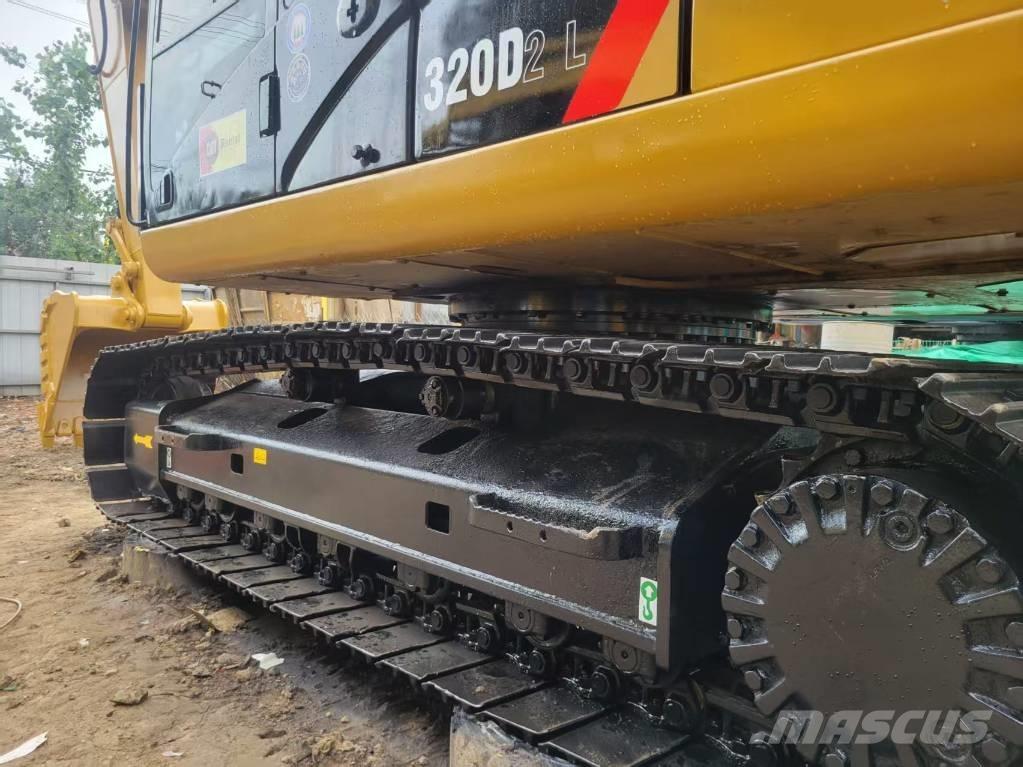 CAT 320 D L Paletli ekskavatörler