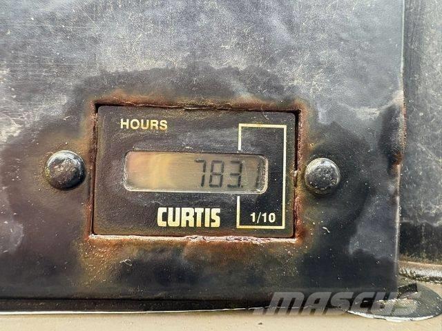 Mecalac TA 3 SH Belden kirma kamyonlar