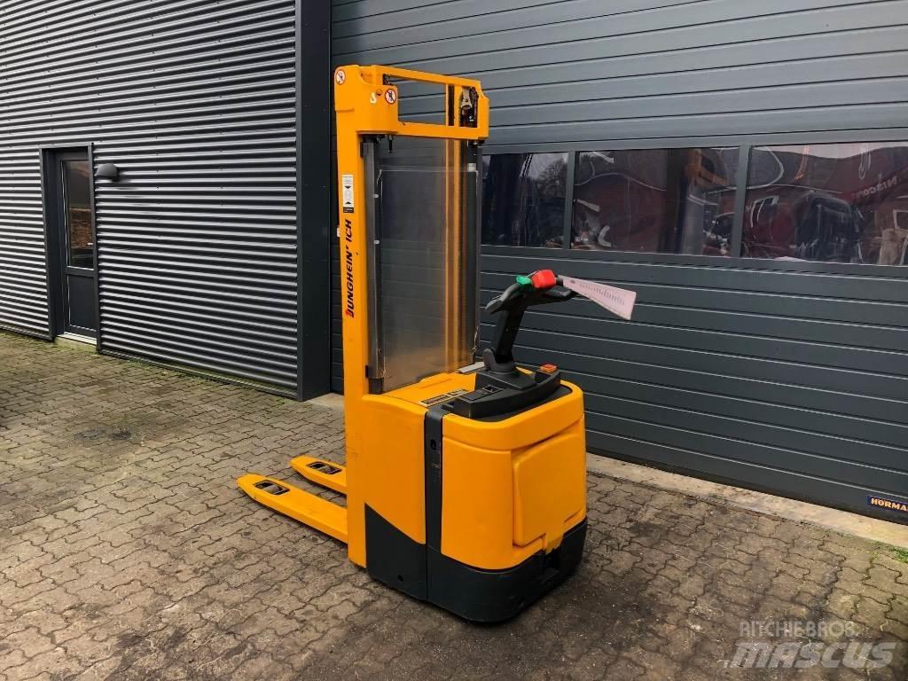 Jungheinrich ERC Z12 Akülü depo ekipmanları