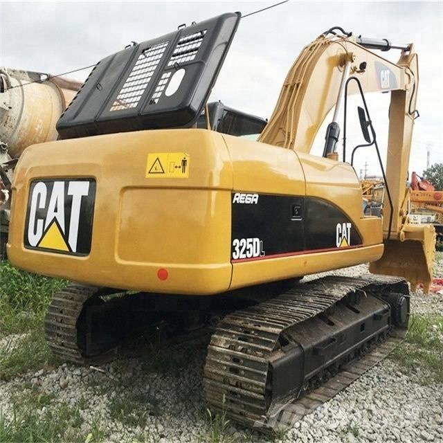 CAT 325DL Paletli ekskavatörler