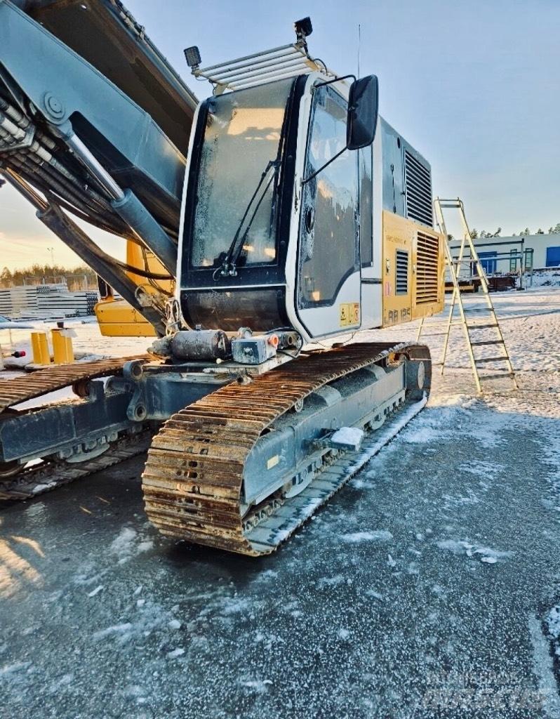 Liebherr LRB 125 Titreşimli kazık çakıcıları