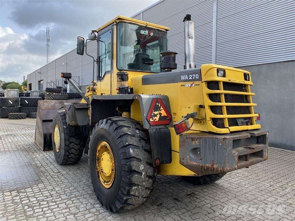 Komatsu WA270-3 Tekerlekli yükleyiciler