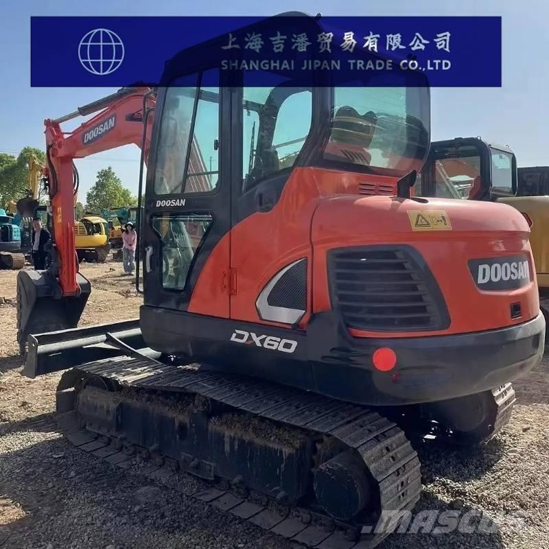 Doosan DX 60 Mini ekskavatörler, 7 tona dek