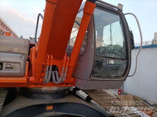 Hitachi Zaxis 200 LC Paletli ekskavatörler