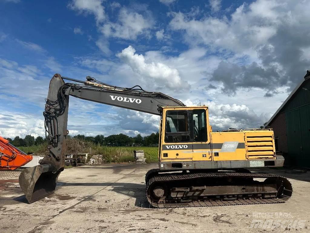 Volvo EC200 Paletli ekskavatörler