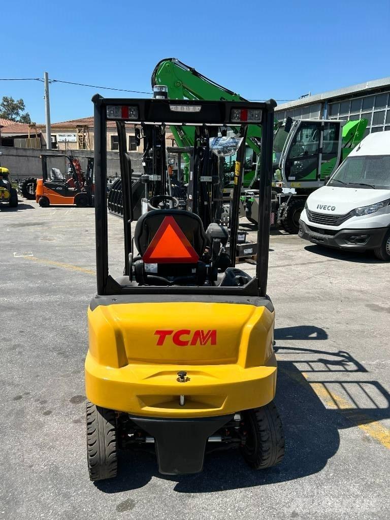 TCM FB20L-E4 Elektrikli forkliftler