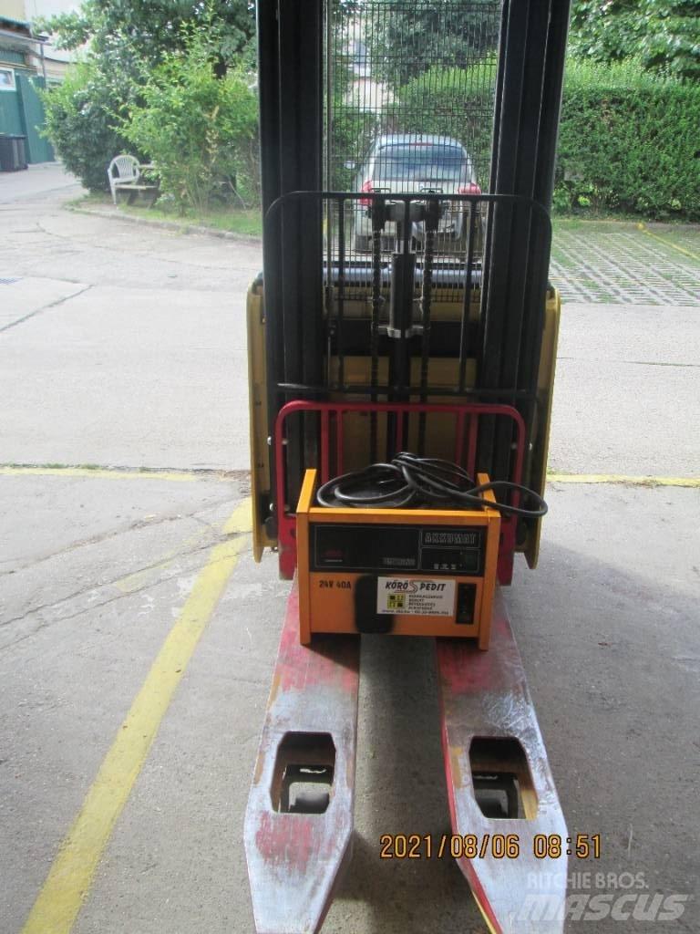 Hyster S1.4iL Yaya kumandali istif makinasi