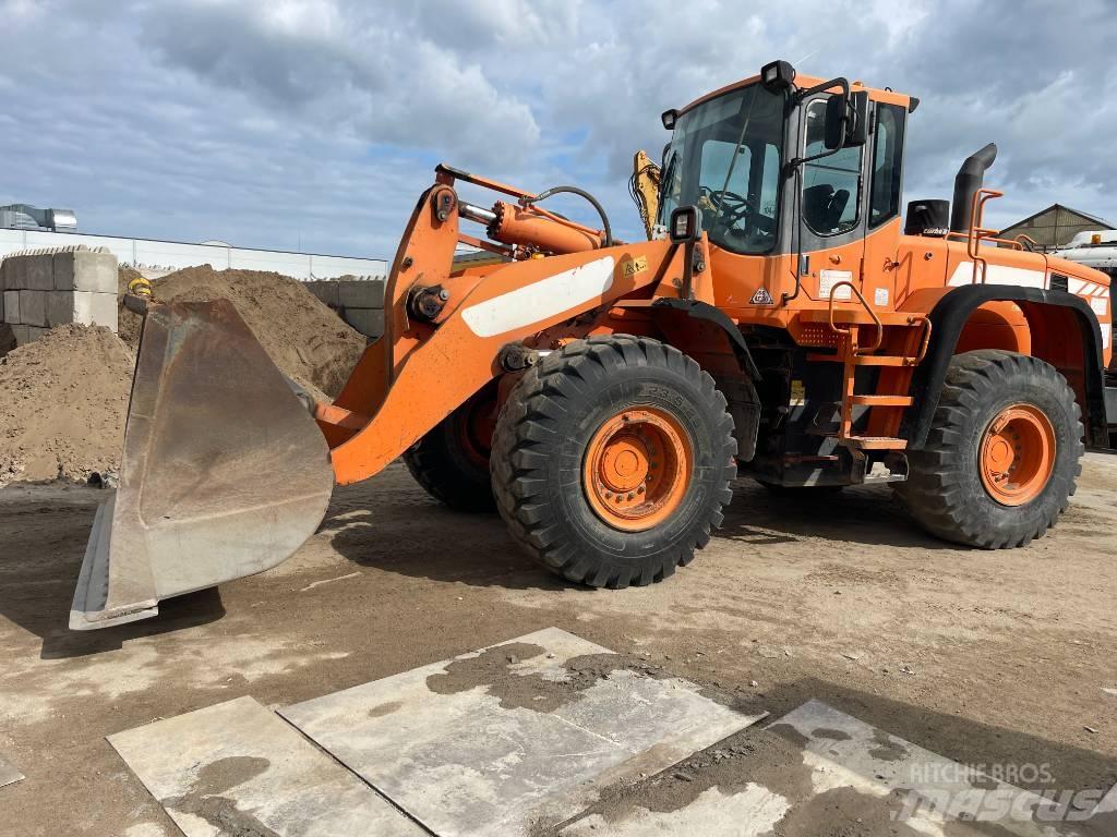 Doosan DL 350 Tekerlekli yükleyiciler