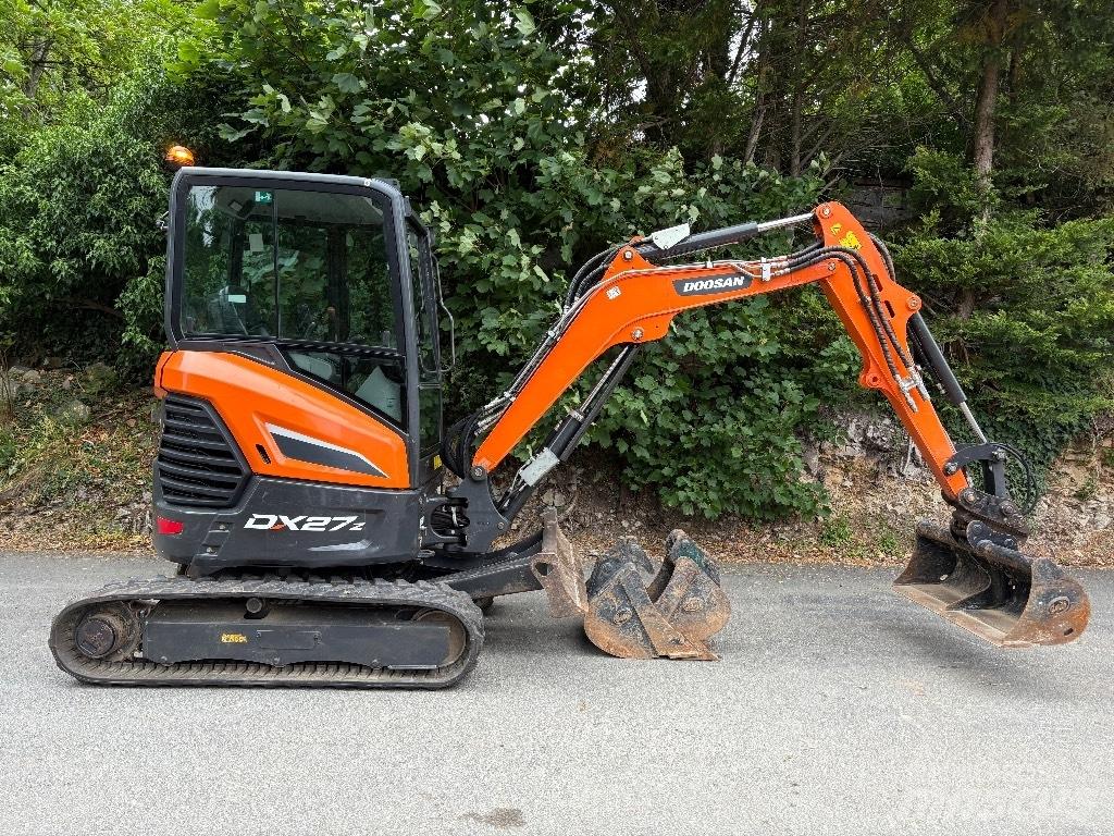 Doosan DX 27 Z Mini ekskavatörler, 7 tona dek