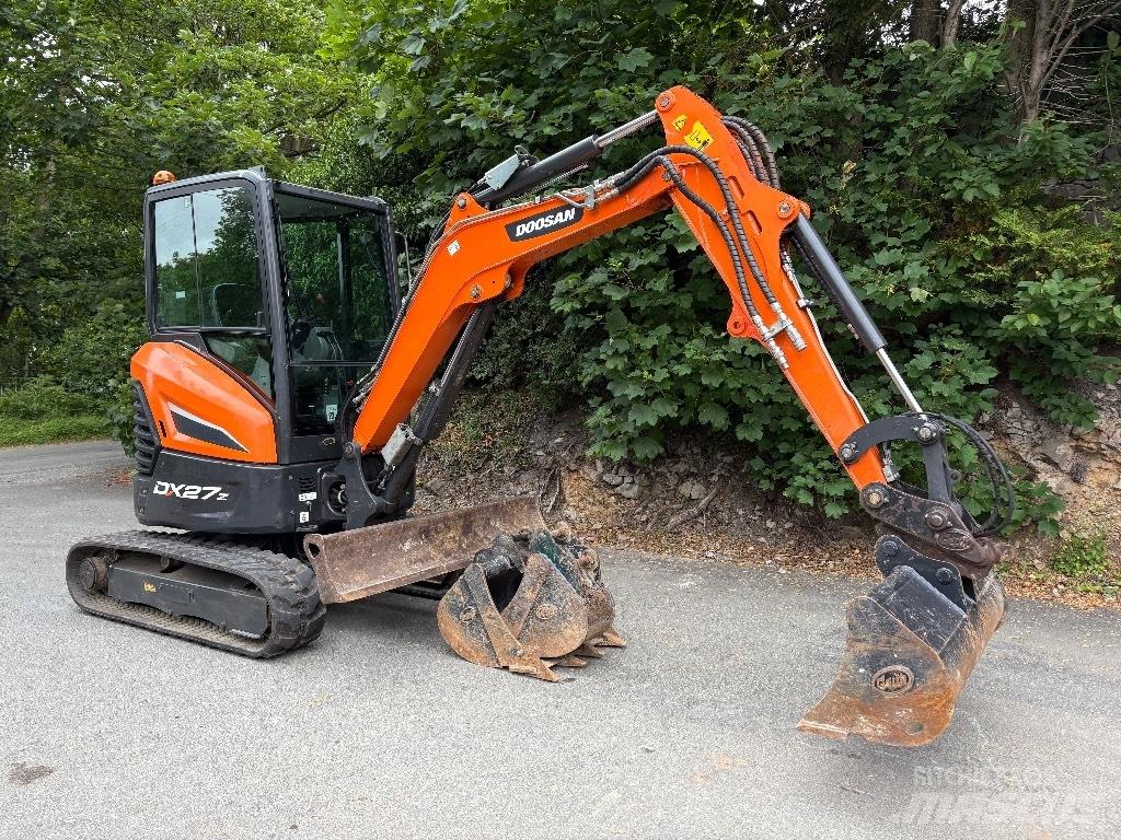 Doosan DX 27 Z Mini ekskavatörler, 7 tona dek