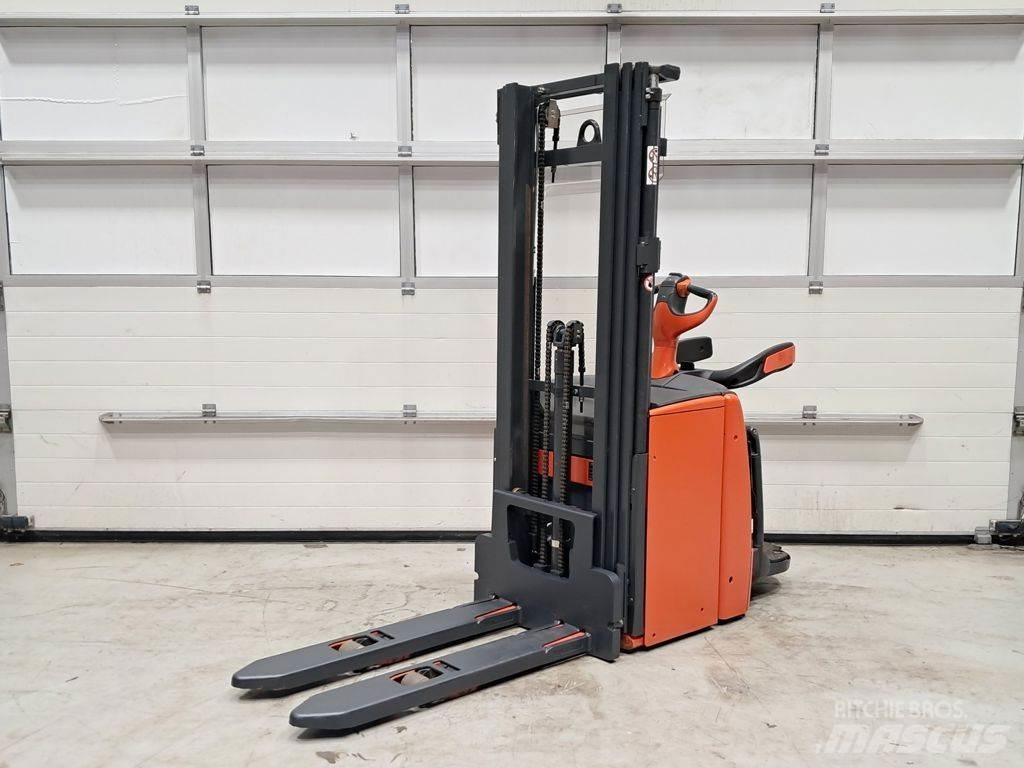Linde L14 AP Yaya kumandali istif makinasi