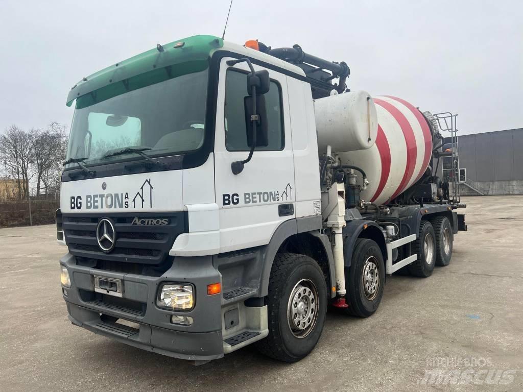Mercedes-Benz 3244 Beton pompaları