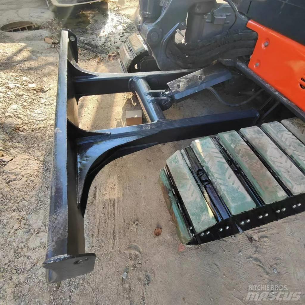 Hitachi ZX 50 U Mini ekskavatörler, 7 tona dek