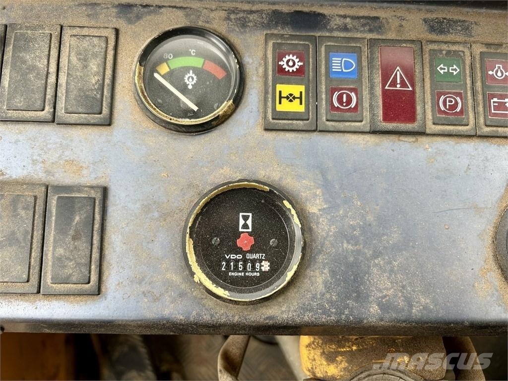 Volvo L 70 Tekerlekli yükleyiciler