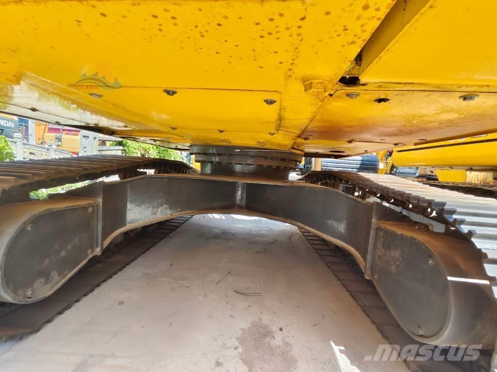 Komatsu PC 220-8 Paletli ekskavatörler