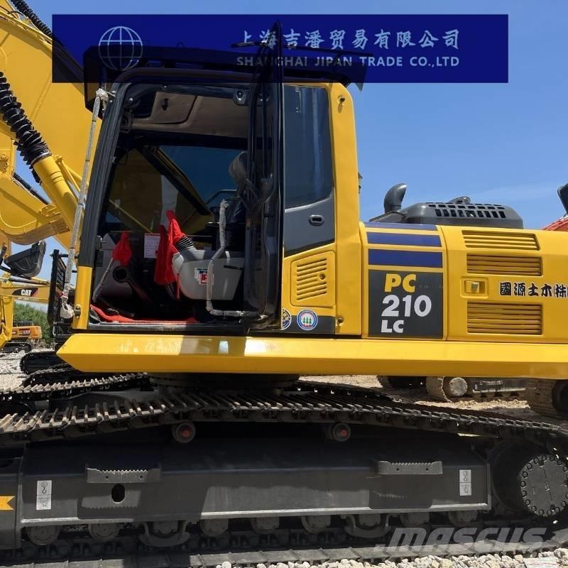 Komatsu PC 210 Paletli ekskavatörler