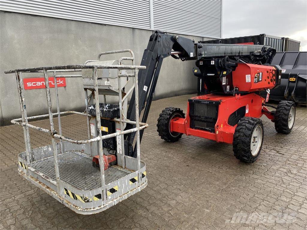 Manitou MANGO12 Körüklü personel platformları