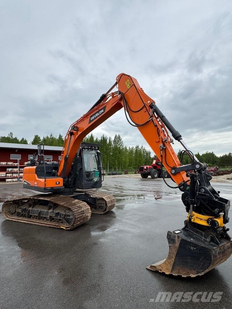Develon DX 160 LC-7 Paletli ekskavatörler